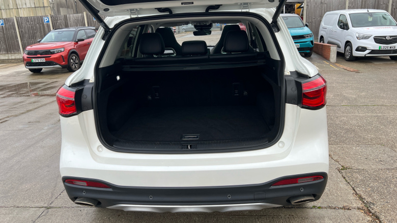 MG Hs 1.5 T-GDI Exclusive 5dr DCT Petrol Hatchback